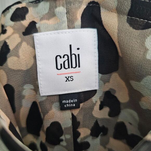 Women's Cabi Neutral Sleeveless Off Shoulder Lightweight Blouse XS - Picture 2 of 4